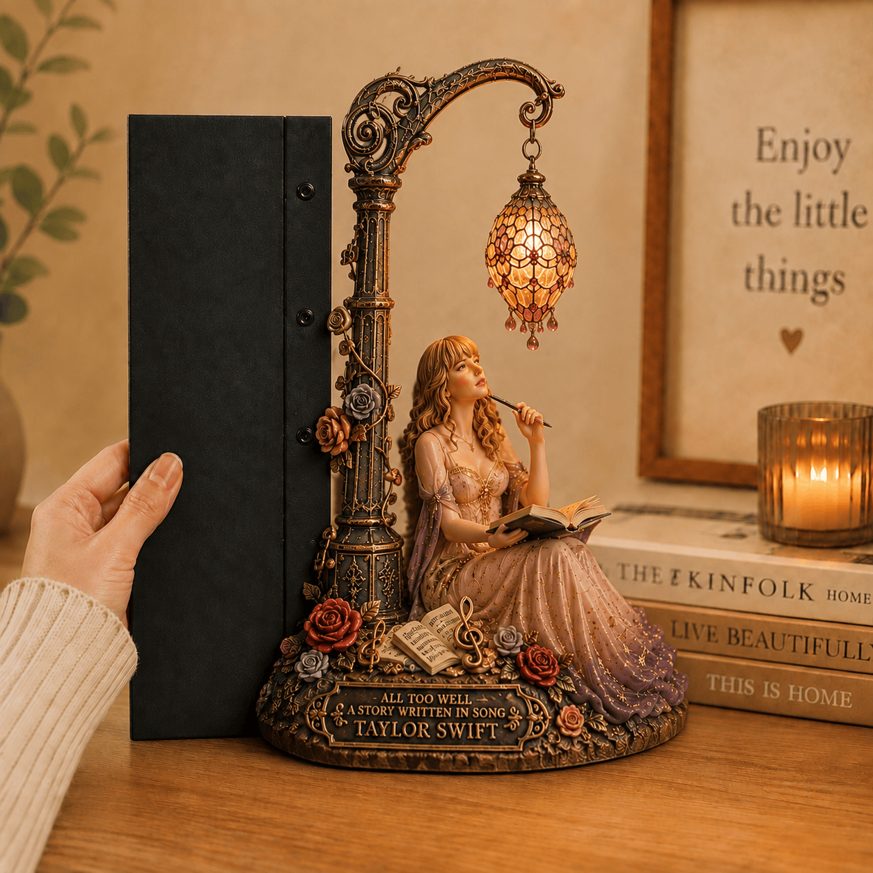 Premium TLSW Bookshelf Figurines Lamp NTNA