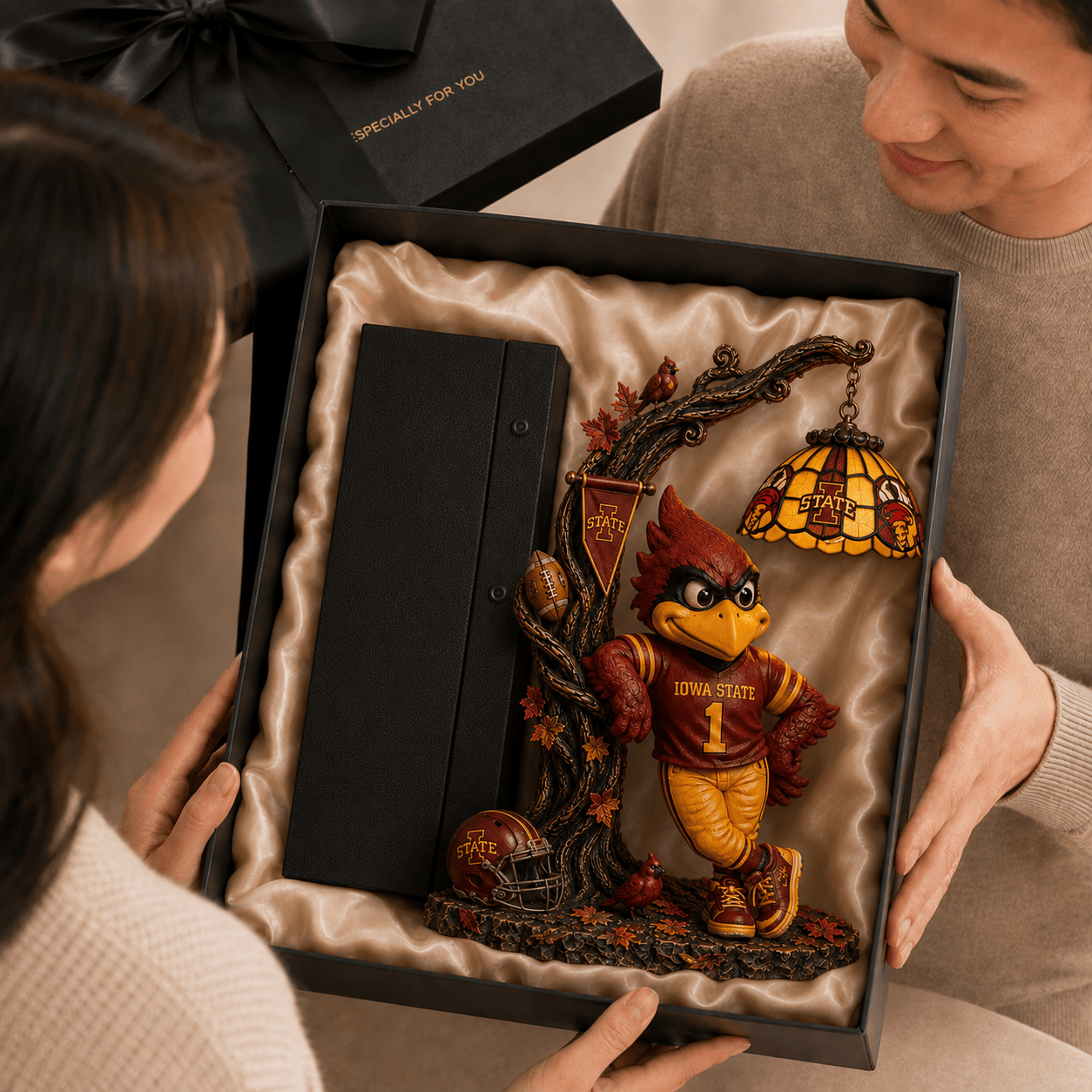 Premium ISC Bookshelf Figurines Lamp PDL