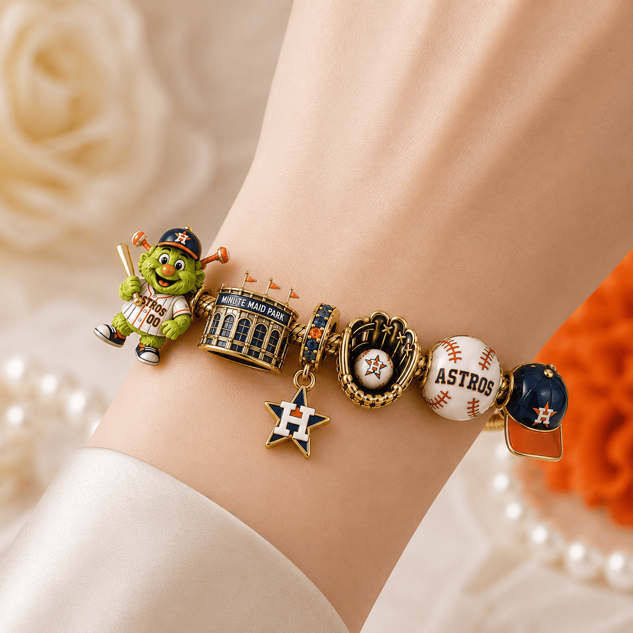 HTA Gold Charm Bracelet Set BMD