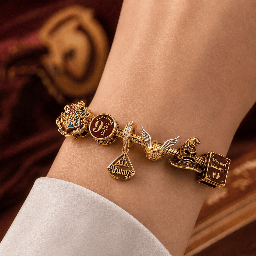 HRP Gold Charm Bracelet Set BMD
