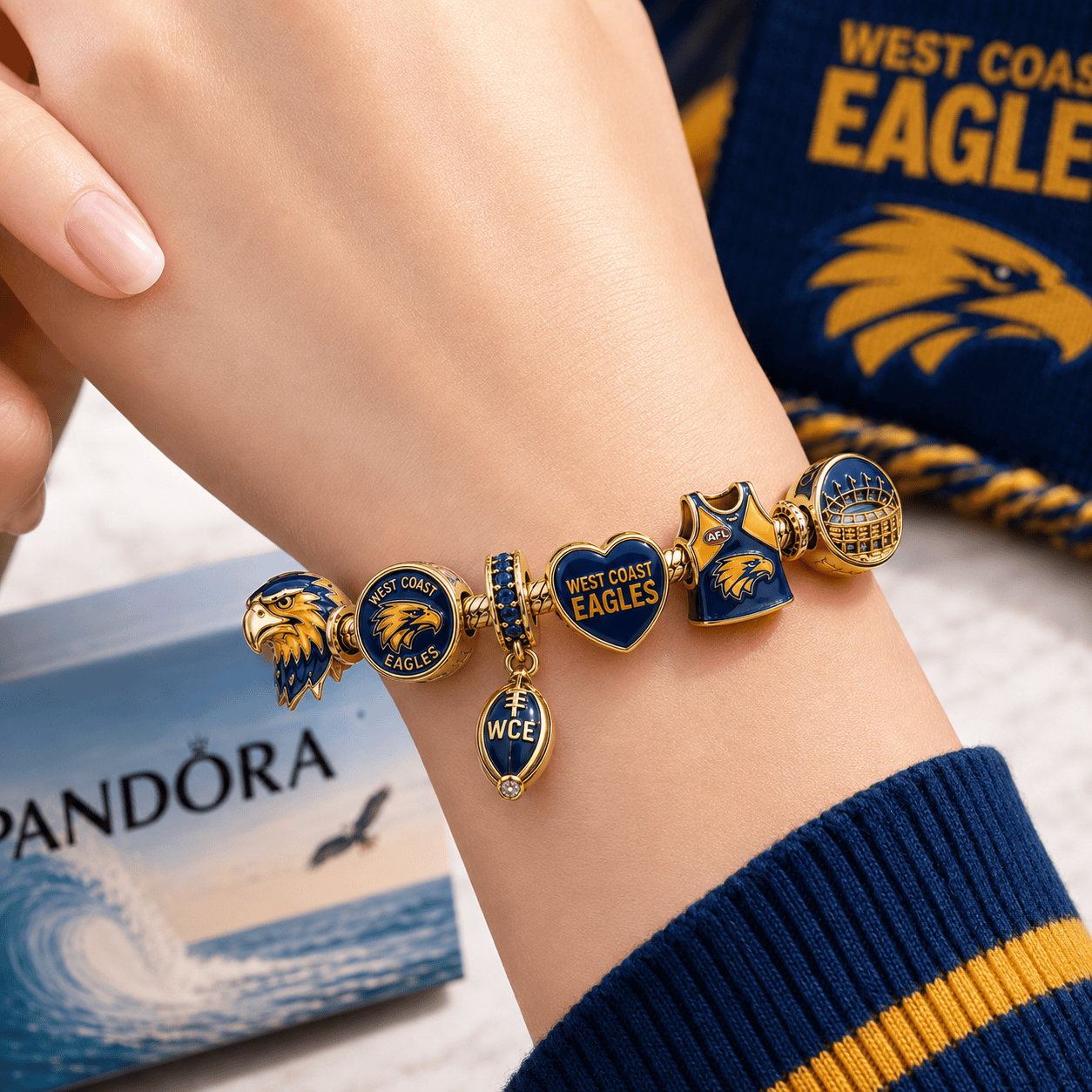 WCE Gold Charm Bracelet Set VTH