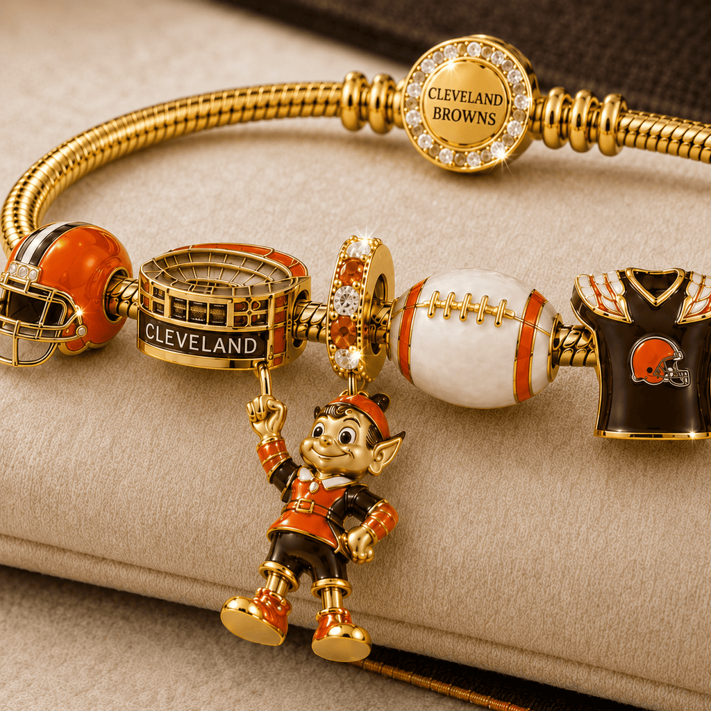 CLVB Gold Charm Bracelet Set TMH