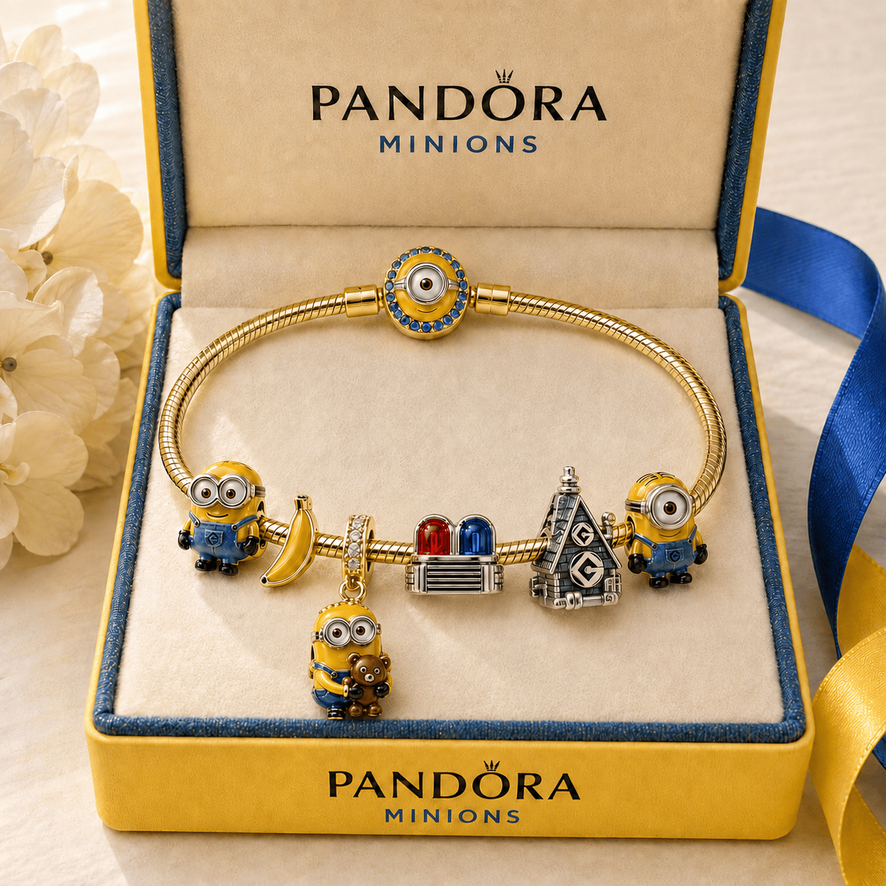 MNO Gold Charm Bracelet Set TMH