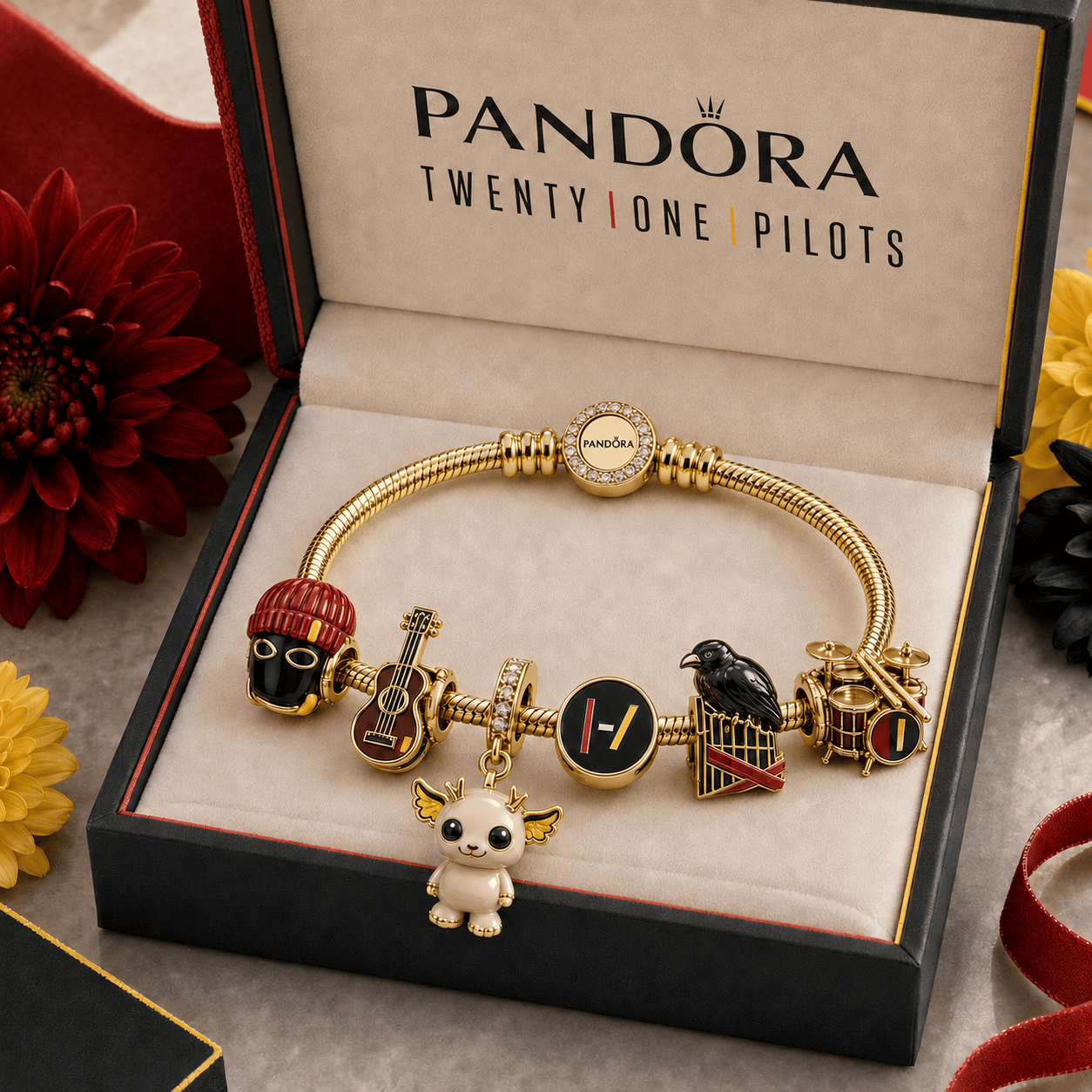 TOP Gold Charm Bracelet Set TMH