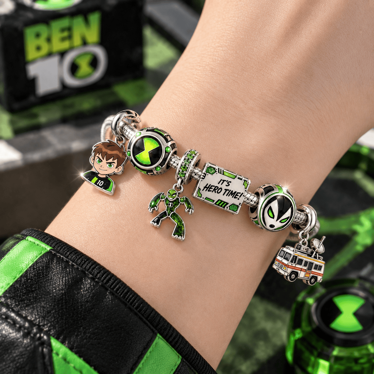 B10 Sliver Charm Bracelet Set PTT