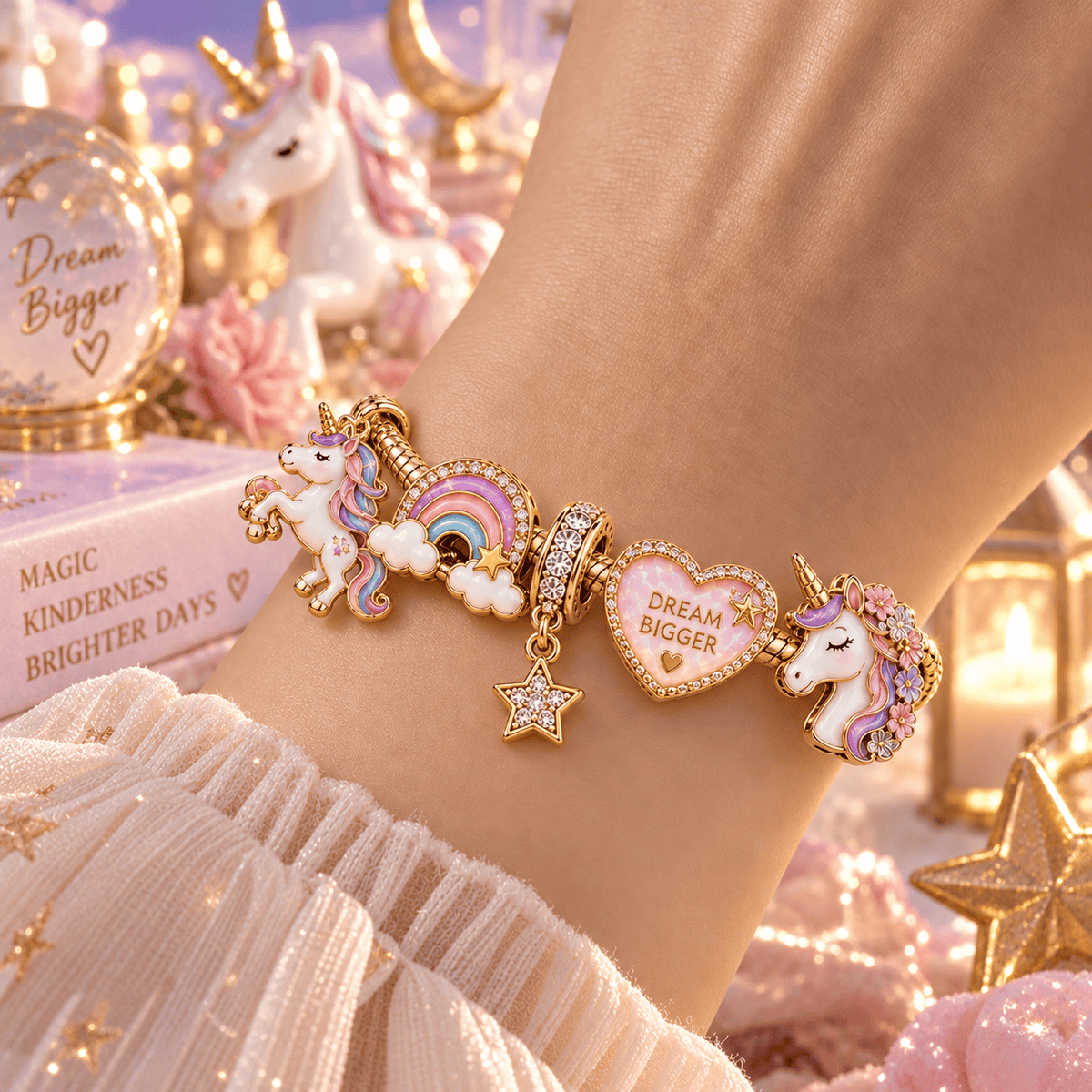 UNC Gold Charm Bracelet Set PTT