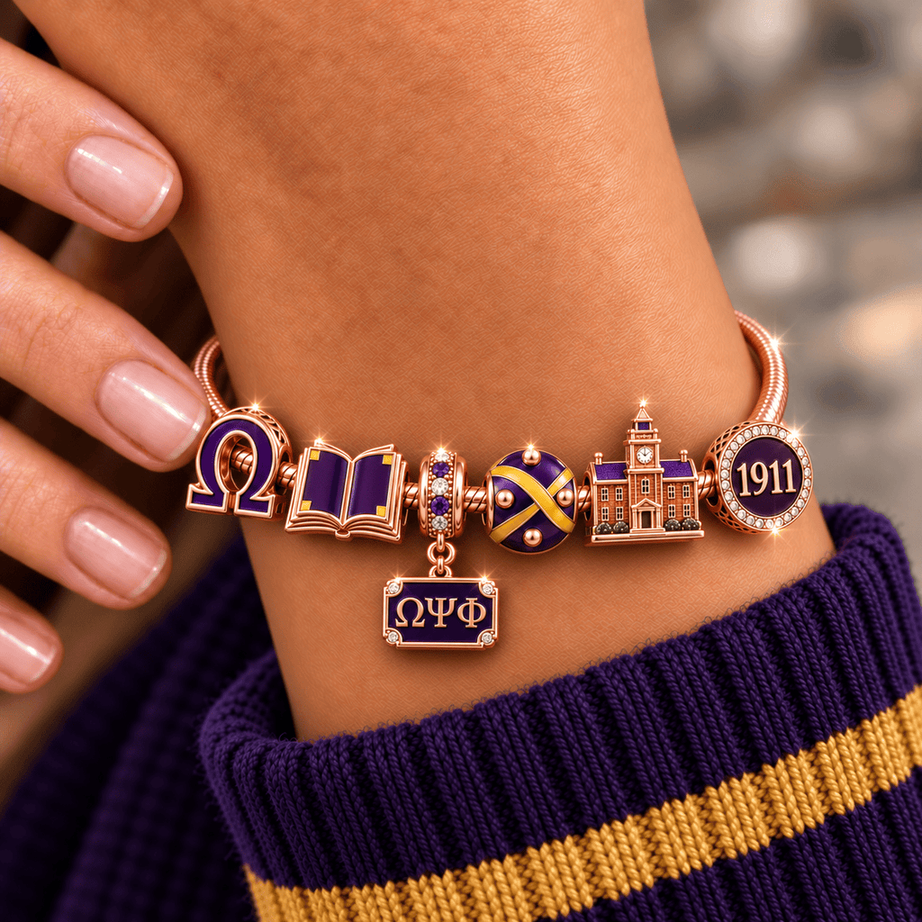 OMPP Gold Charm Bracelet Set NHVH