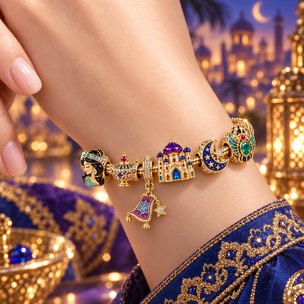 AATML Gold Charm Bracelet Set VTH