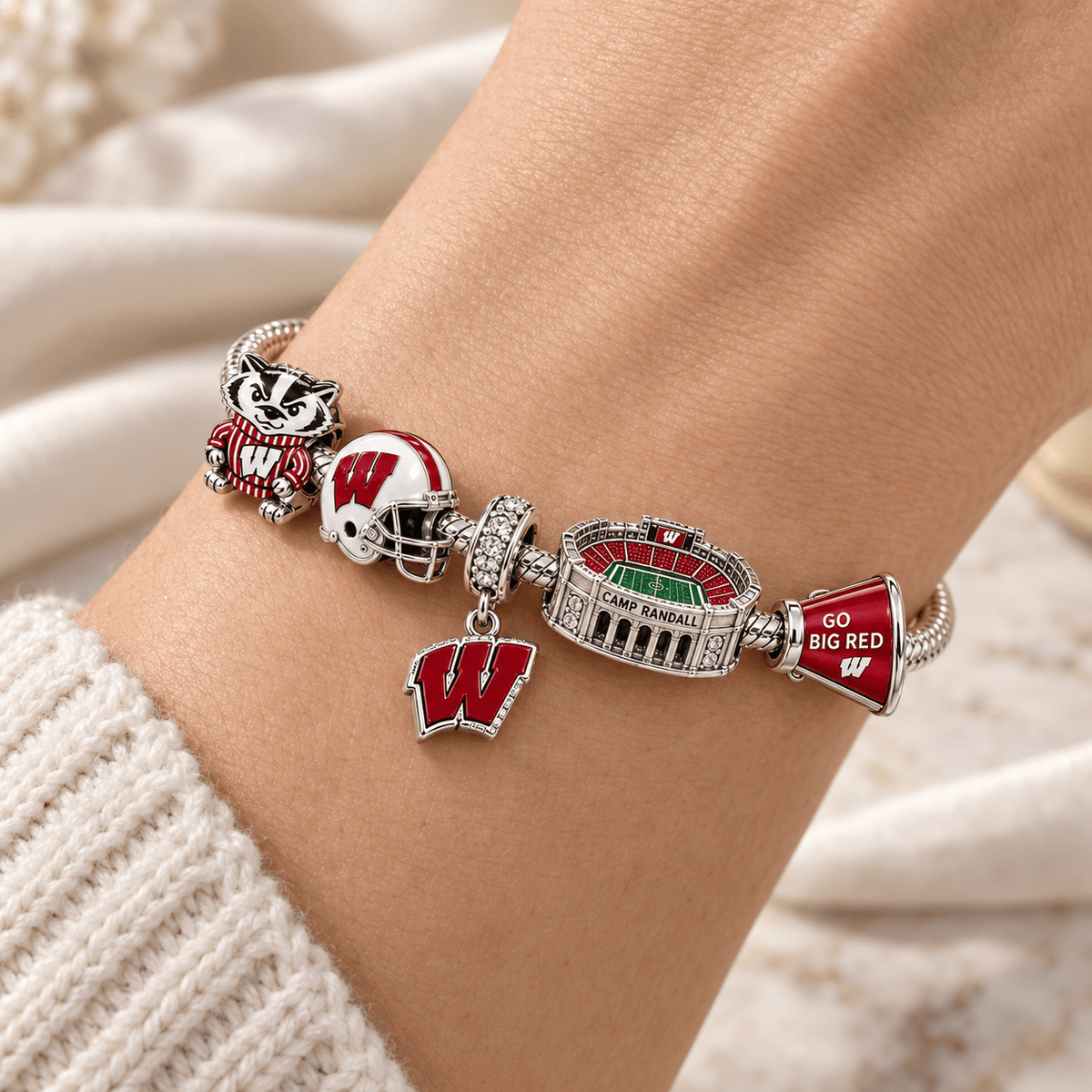 WBG Silver Charm Bracelet Set PTKL