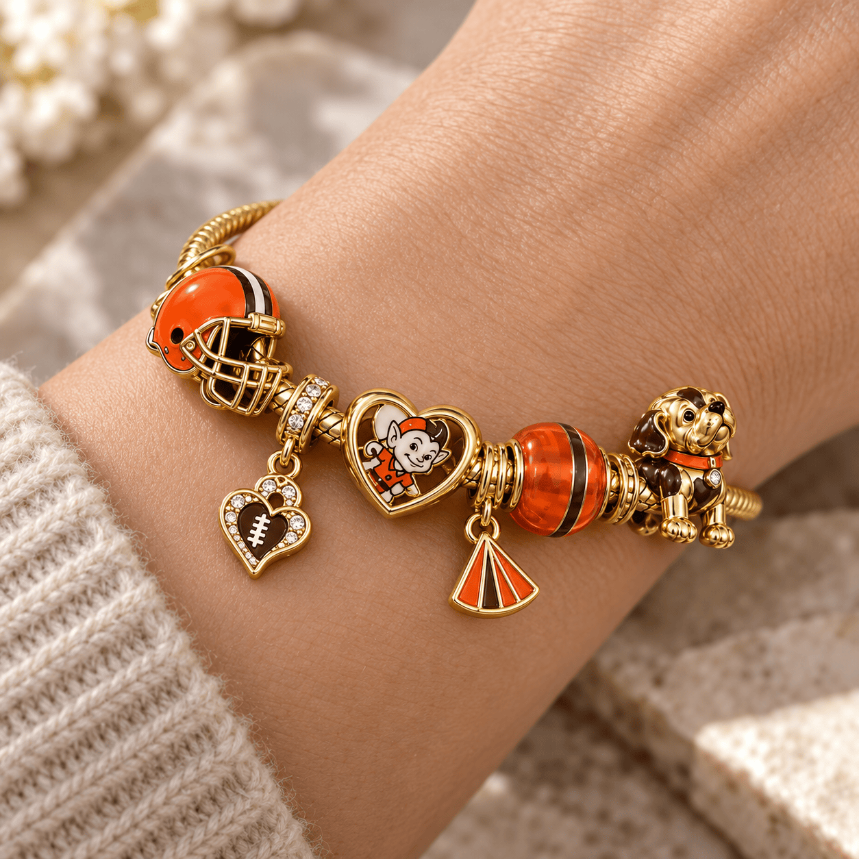 CLVB Gold Charm Bracelet Set PTKL