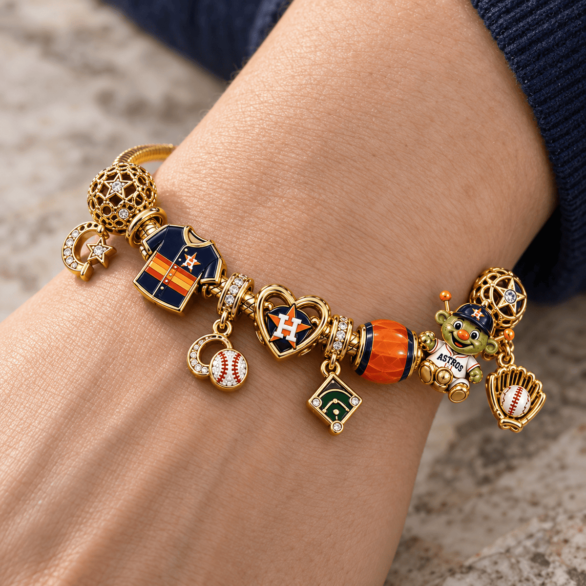 HTA Gold Charm Bracelet Set PTKL