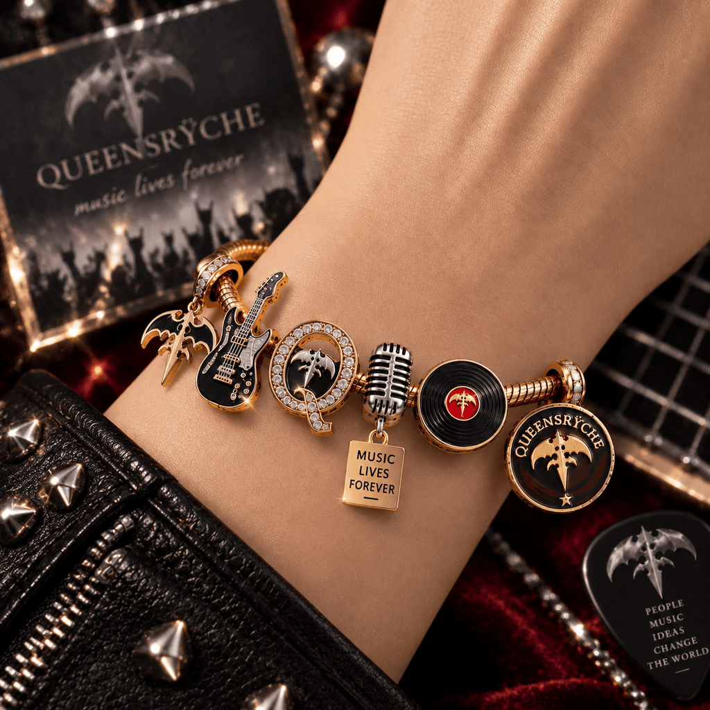 QSC Gold Charm Bracelet Set PTT