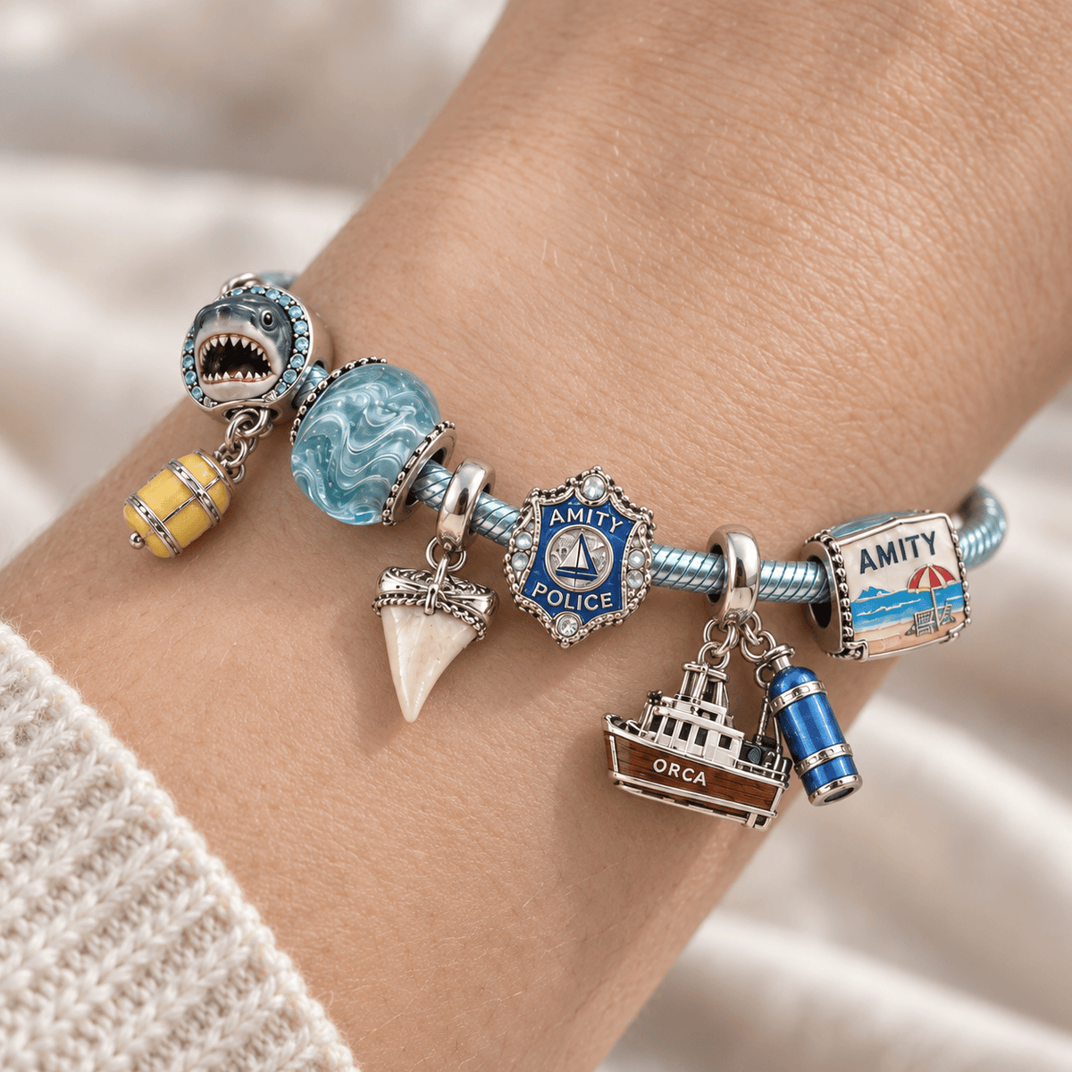 JAWS Silver Charm Bracelet Set PTKL