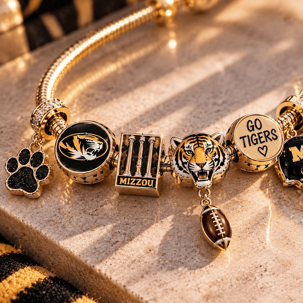 MSTG Gold Charm Bracelet Set TTN