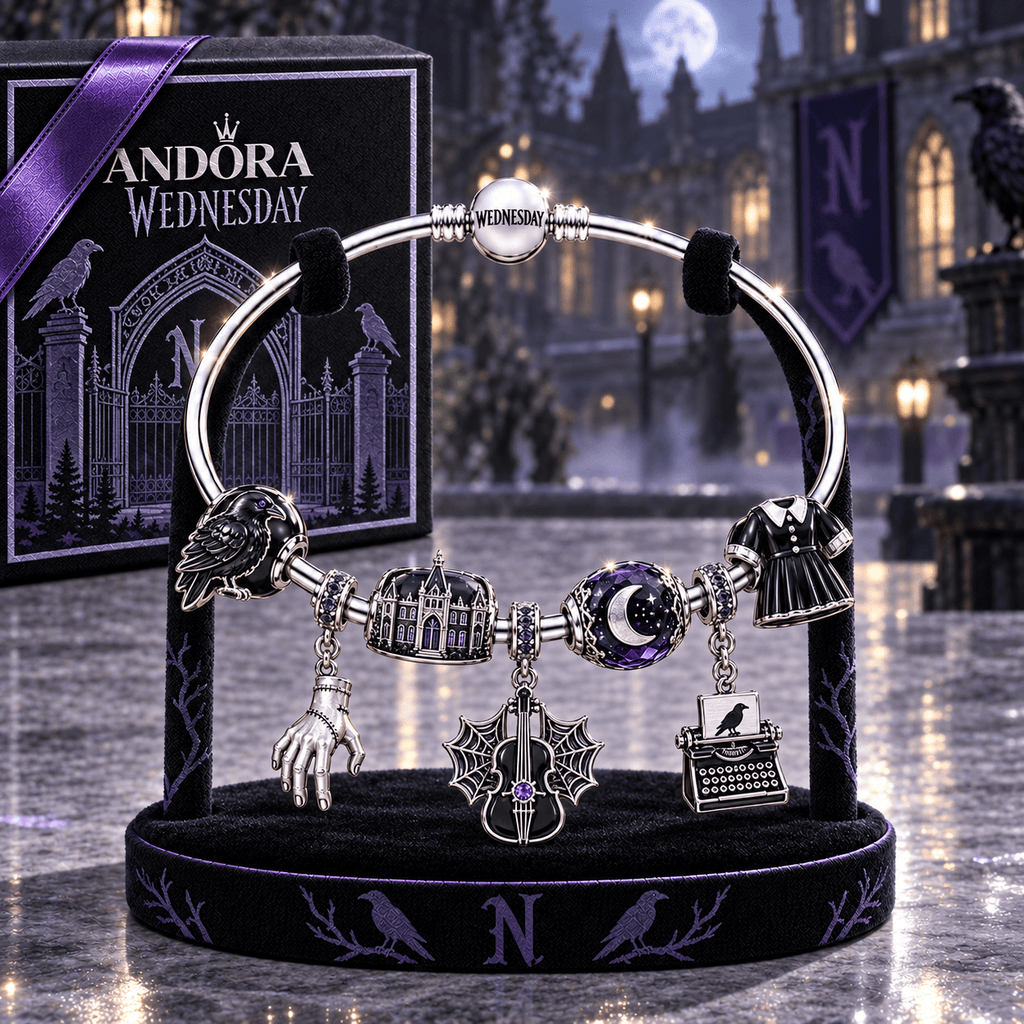 WND Silver Charm Bracelet Set TMH